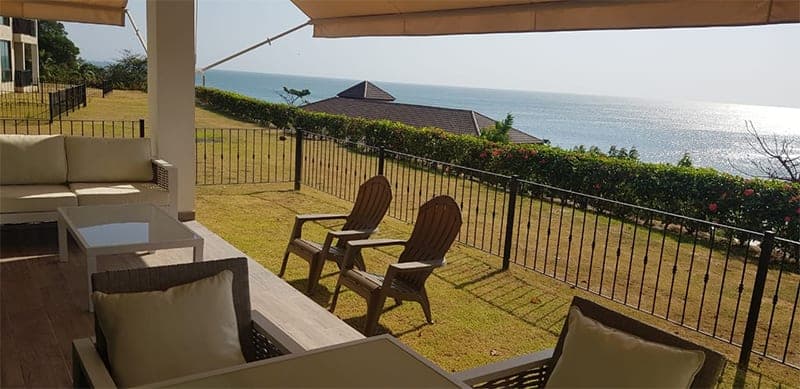 APARTAMENTO FRENTE AL MAR CON PATIO EN ENSENADA - Miniatura 13