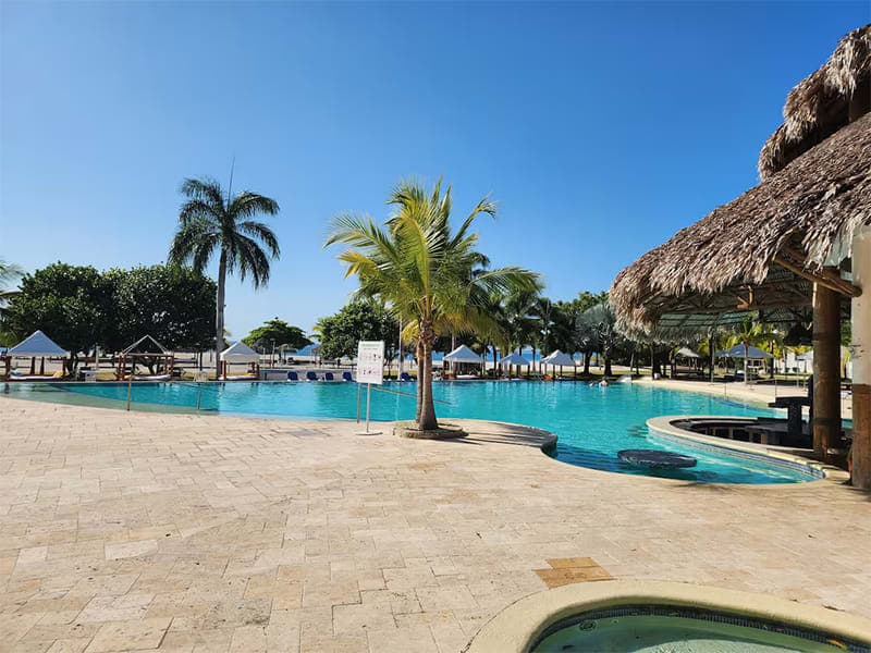 HERMOSO APARTAMENTO FRENTE AL MAR EN NIKKI BEACH - Miniatura 3