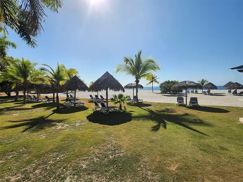 HERMOSO APARTAMENTO FRENTE AL MAR EN NIKKI BEACH - Miniatura 5